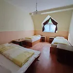 Garden Szallashely * Balatonszárszó