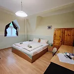 Garden Szallashely Kwatera prywatna Balatonszárszó