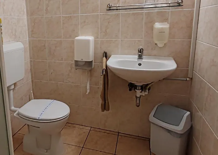 Garden Szallashely 홈스테이 Balatonszárszó