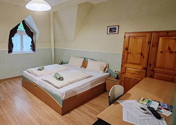 Garden Szallashely Balatonszárszó