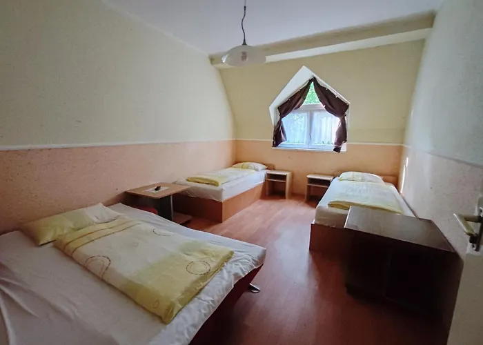 Garden Szallashely * Balatonszárszó