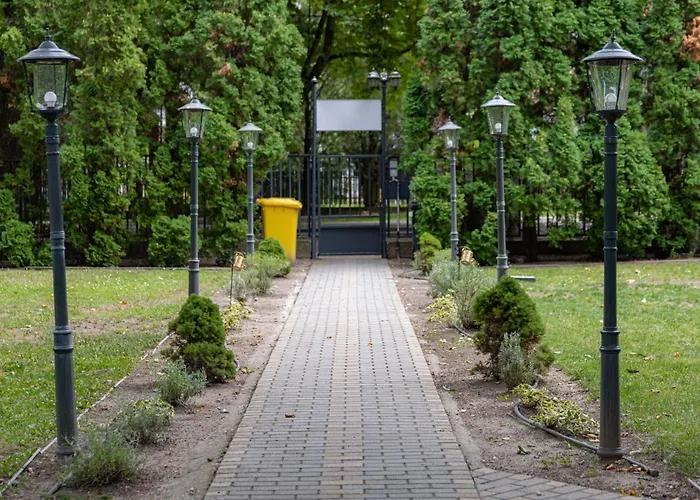 Rum i privatbostad Garden Szallashely Balatonszárszó